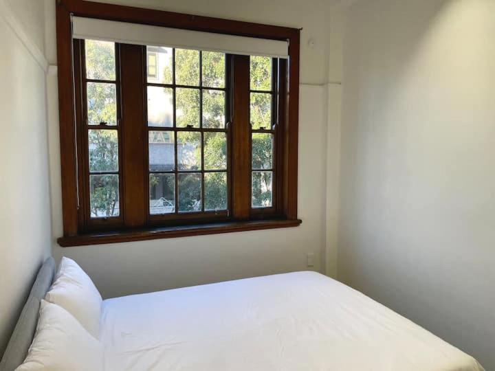 Charming Central Unit In Authentic Building Sydney Kültér fotó